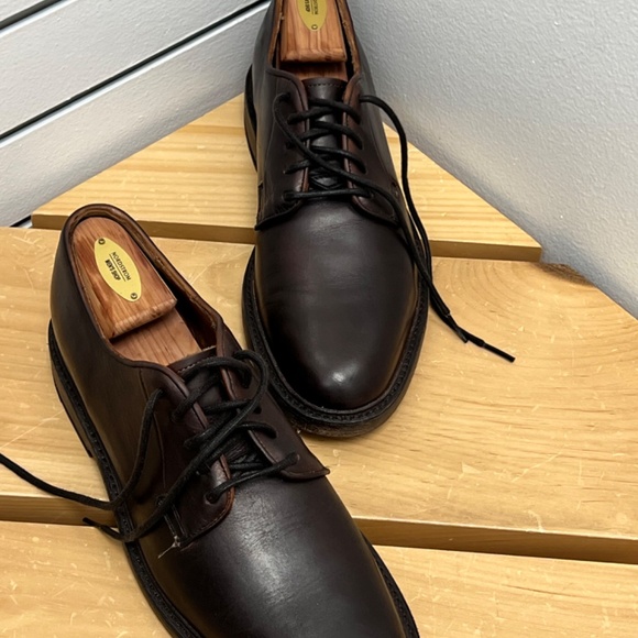 Frye Jones Oxford, Size 9.5, Brown - Picture 2 of 7